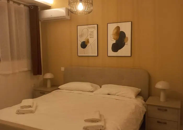 Apartament Hal Wardija *